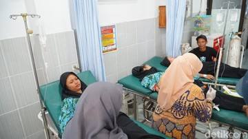 256 Siswa-Guru SMPN di Jombang Diduga Keracunan MBG, Sampel Menu Diuji Lab