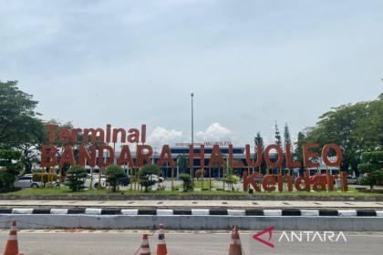 Bandara Haluoleo batalkan 4 penerbangan dampak erupsi Anak Krakatau