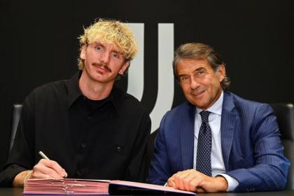 Nick Woltemade gabung Juventus dengan status pinjaman