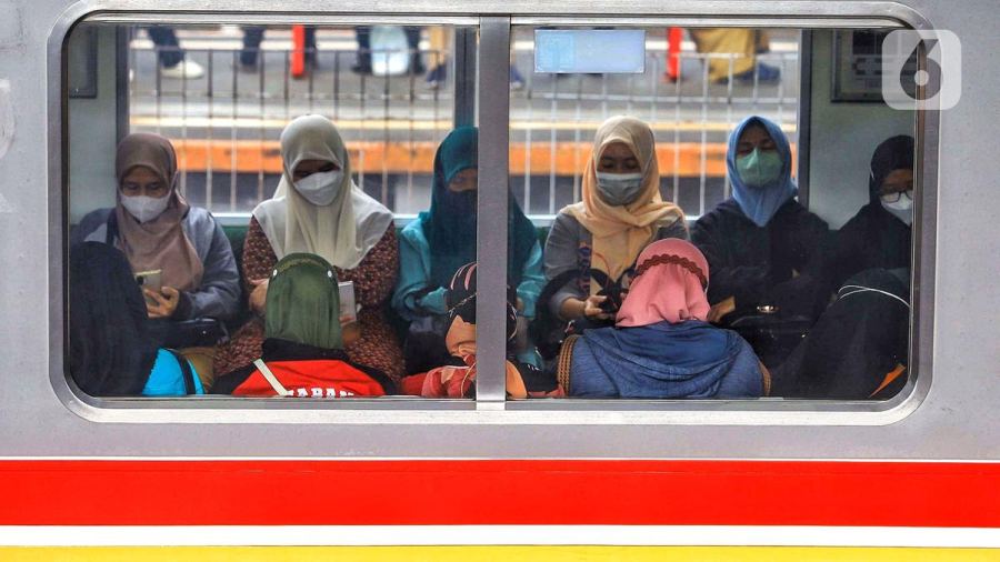 KAI Diminta Segera Datangkan 8 Kereta KRL Baru