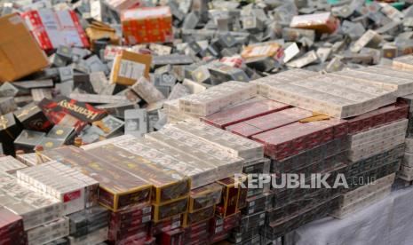 Bea Cukai dan Pemkab Malang Amankan 5.604 Batang Rokok Ilegal 