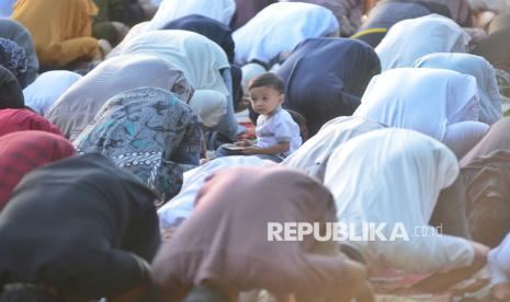 4 Amalan yang Pahalanya Terus Mengalir Meski Pelakunya Sudah Meninggal Dunia