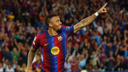 Klasemen Liga Champions usai PSG dan Barca Pesta Gol di Kandang