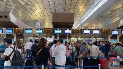 Bandara Soetta Tutup Sampai 17:30 WIB, Ratusan Penerbangan Batal