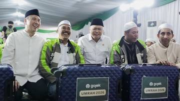 Gojek Berangkatkan 70 Mitra Driver Umrah, Tuai Apresiasi Menhub