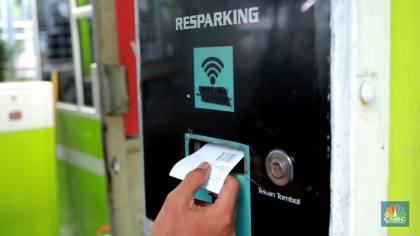 Heboh Tarif Parkir di DKI, Bos Pengusaha Minta Motor Listrik Kena Nol