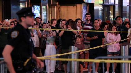 FOTO: TKP Penikaman di Times Square New York AS