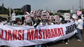 Aksi Depan DPR, Aliansi Masyarakat Jakarta Ajak Jaga Jakarta Tetap Kondusif