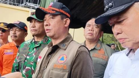 Anak Krakatau Erupsi, BNPB Sebut Banten-Lampung Belum Tetapkan Status Darurat