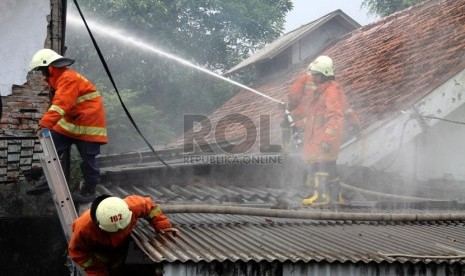 Kebakaran Hanguskan 40 Bangunan di Duren Sawit Jaktim