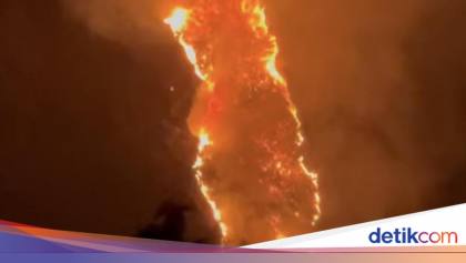500 Hektare Lahan di Gunung Lakawan Enrekang Terbakar