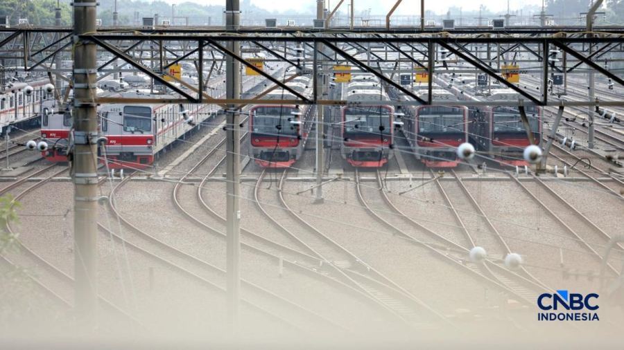 Penampakan 7 KRL Baru INKA Masuk Bengkel di Depo Jawa Barat