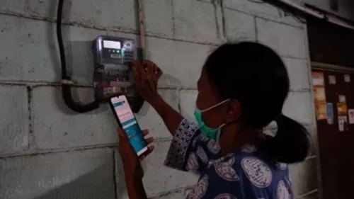 Harga Minyak Dunia Ambruk Nyaris 1% di Tengah Ancaman Sanksi Iran