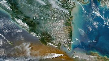 Satelit NASA Ungkap Potret Erupsi Anak Krakatau, Ini Penampakannya