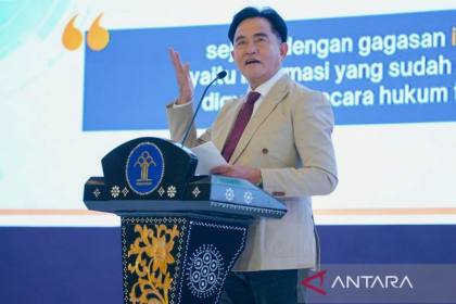 Menko Yusril apresiasi putusan bebas perkara pencurian kelapa sawit
