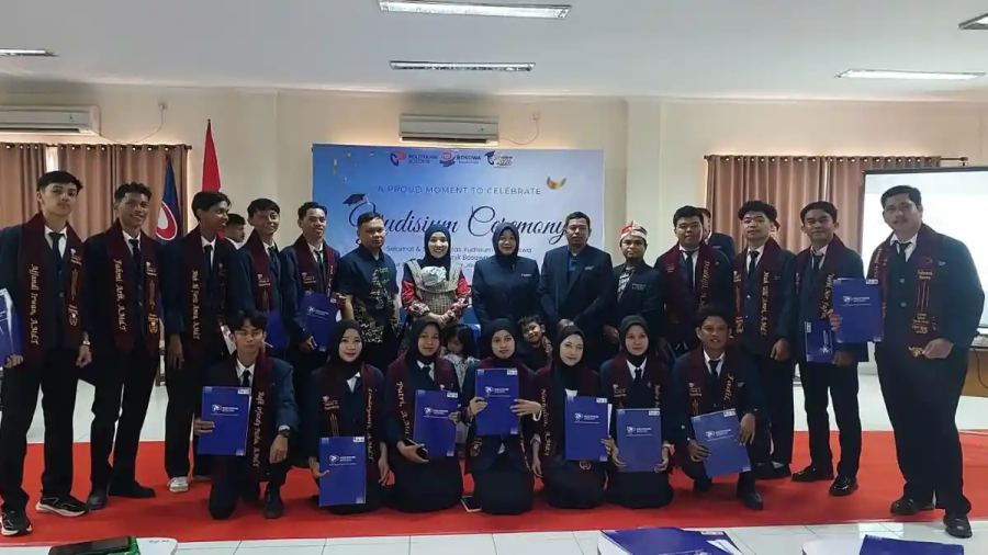 Performa Magang Memukau, Lima Lulusan Poltekbos kembali Direkrut Perusahaan Taiwan