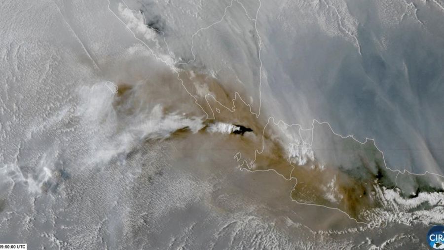 Kepala BNPB: Per Hari Ini, Erupsi Gunung Anak Krakatau Sudah Menurun