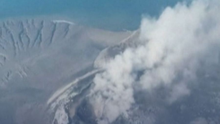 Makin Kondusif, Abu Erupsi Anak Krakatau Bergerak ke Laut Hindia