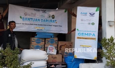 AMAL dan Kelab Perwira Malaysia Salurkan Bantuan ke Desa Sarae Naru