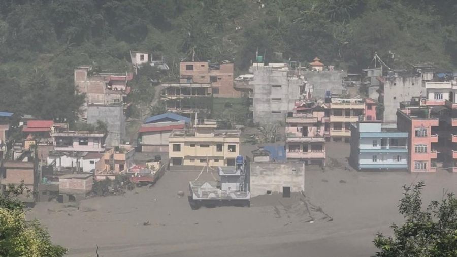 Nepal Banjir Bandang, Ahli Warning Bom Air dari China Tunggu Meledak