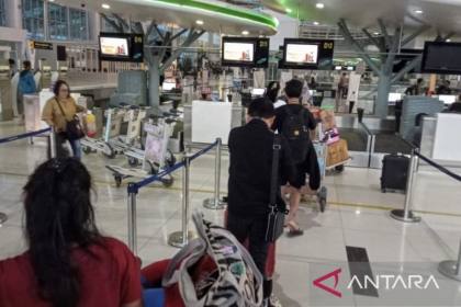 28 penerbangan di Sepinggan batal akibat abu vulkanik Anak Krakatau