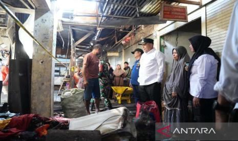 Renovasi Kios Pasar Pa'baeng-baeng Makassar Rampung 3 Pekan, Pedagang Juga Dapat Bantuan Modal