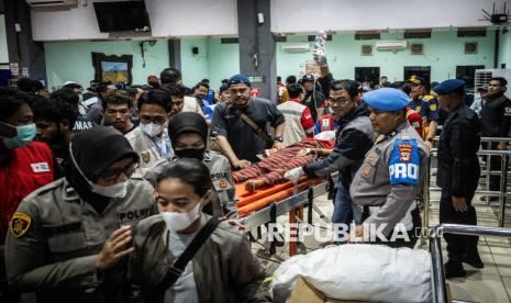 6 Orang Meninggal dalam Musibah KMP Virgo Transport 8, 107 Selamat Dievakuasi