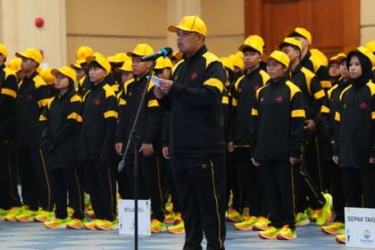 Jakbar berangkatkan 208 atlet pelajar untuk POPPROV DKI 2026