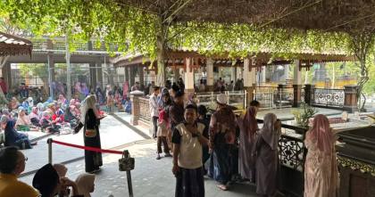 Ziarah Makam Gus Dur Dibuka 24 Jam Selama Pelaksanaan Muktamar NU