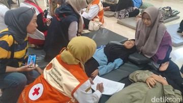Total 664 Orang Keracunan MBG di Sidoarjo, 77 Masih Dirawat
