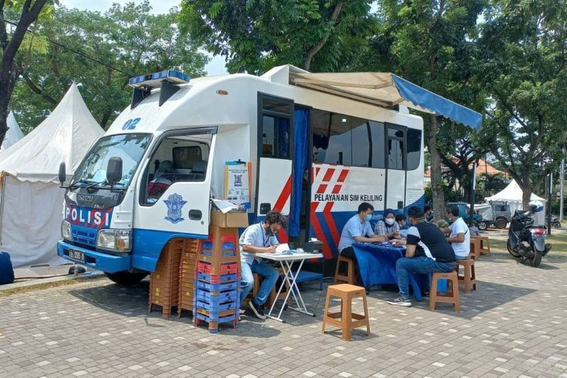 Layanan SIM Keliling tersedia di lima lokasi Jakarta pada Jumat