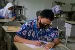 Kunci Jawaban Bahasa Indonesia Kelas 11 Halaman 68-72 Edisi Revisi Aktivitas 2.6