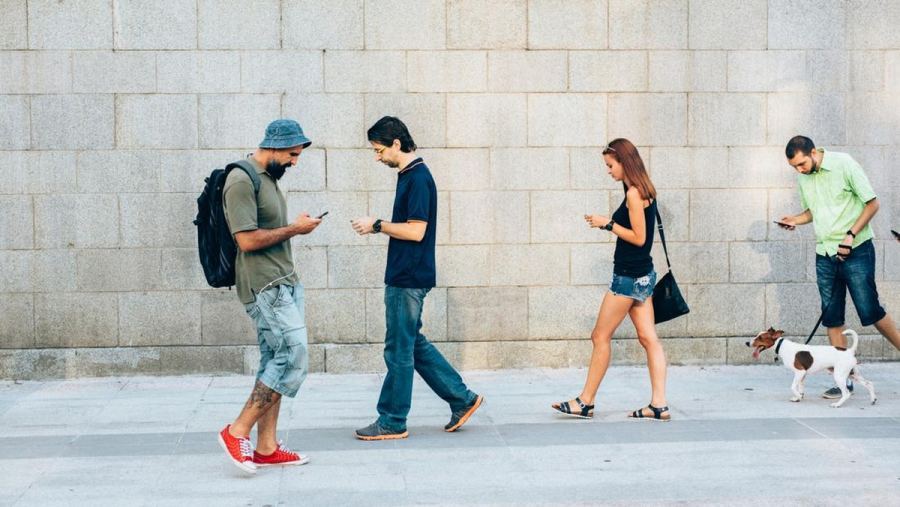 Gen Z Mulai Tinggalkan WhatsApp-Telegram, Chating Pakai Cara Baru
