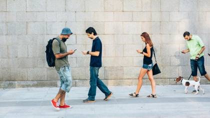 Gen Z Mulai Tinggalkan WhatsApp-Telegram, Chating Pakai Cara Baru