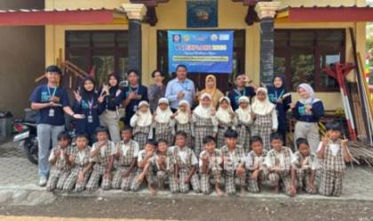 Bekali Literasi Digital Siswa, BSI Explore Karangpakis Gelar Pelatihan Internet Sehat