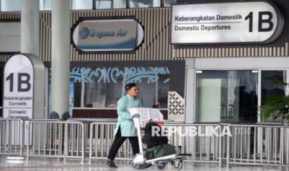Harga Tiket Pesawat Diperkirakan Naik 8 Persen akibat Penyesuaian Fuel Surcharge