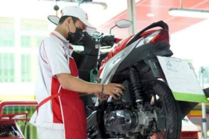 Aki motor gampang tekor? Ini 8 penyebab dan cara mengatasinya