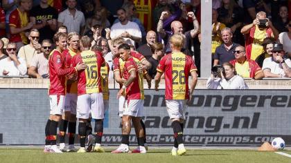 Dean James Sumbang Assist, Go Ahead Eagles Hajar ADO Den Haag