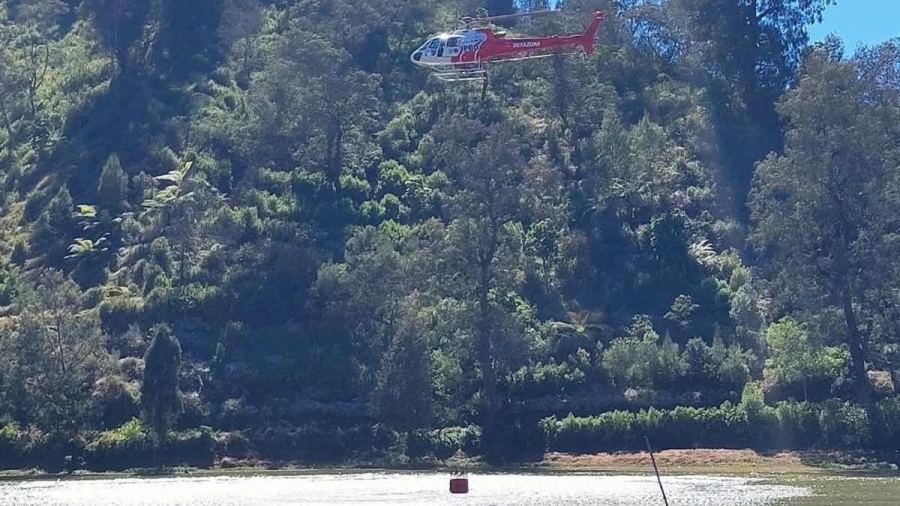 Water Bombing Karhutla Semeru Terkendala Angin Kencang