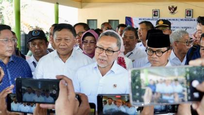 Zulkifli Hasan Ancam Pecat Petugas MBG yang Lalai
