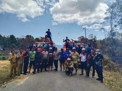 Polres Konkep dan Damkar Padamkan Karhutla Dua Hektare di Wawonii | LPP RRI