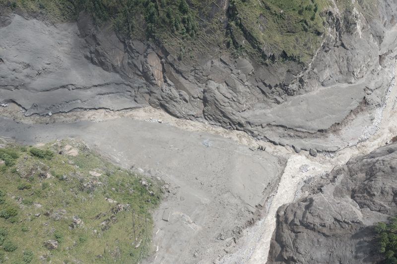 Pakar: Longsoran es dan batu picu tanah longsor mematikan di Xizang