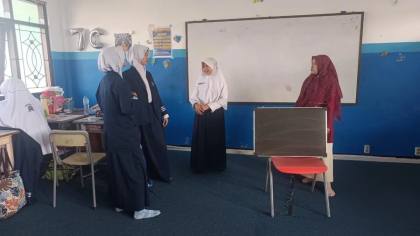 MTs Muhammadiyah 1 Malang Biasakan Siswa Berbahasa Inggris Setiap Pagi