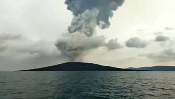 Sebaran Abu Anak Krakatau Capai Bekasi, BPBD Ingatkan Warga Pakai Masker