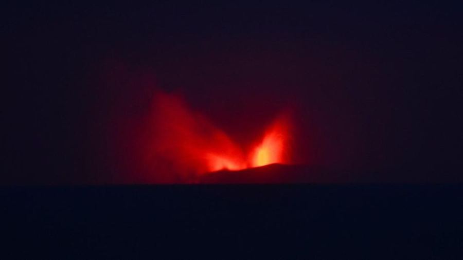 Cerita Warga Banten Alami Gempa Kecil saat Erupsi Anak Krakatau