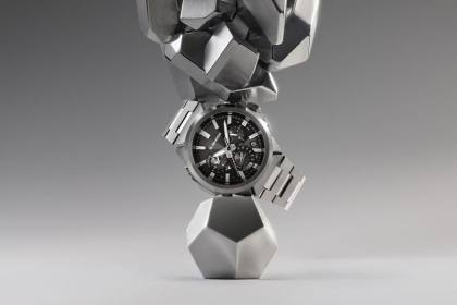 Casio Hadirkan G-SHOCK dengan Sentuhan Metal Elegan lewat Konstruksi Multi-Komponen