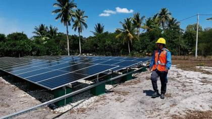 PLTS PLN Bawa Harapan Baru ke Pulau Rengit Belitung