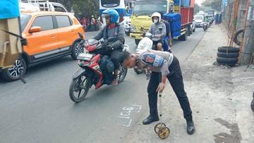 Pikap Tabrak Tiang Listrik di Bogor Diduga Ngantuk, 1 Orang Tewas-2 Luka-luka