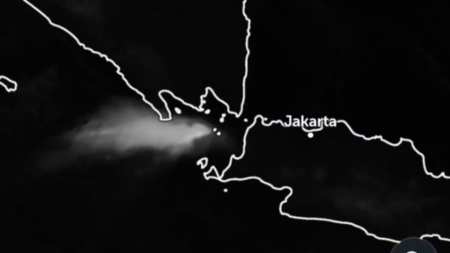 Krakatau Meletus Tertangkap Satelit, Diduga Tembus Lapisan Tropopause
