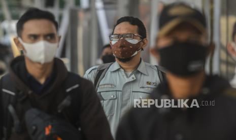 Abu Vulkanis Anak Krakatau Masuk Jakarta, Warga Diminta Pakai N95